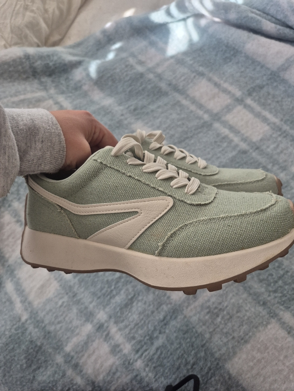 Dolce Vita Mint Seafoam Green Sneakers